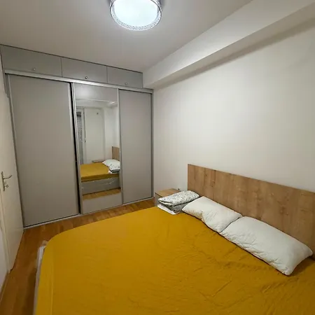 Apartment House